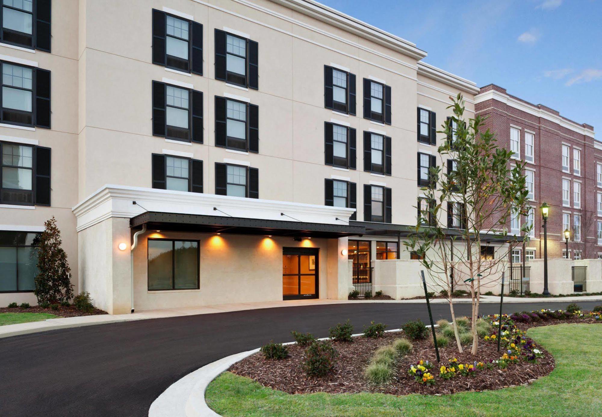 Springhill Suites By Marriott Jackson North/Ridgeland Exterior photo