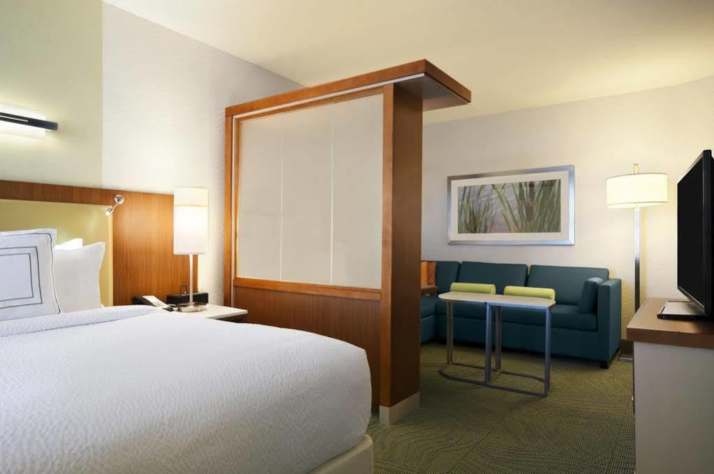 Springhill Suites By Marriott Jackson North/Ridgeland Exterior photo